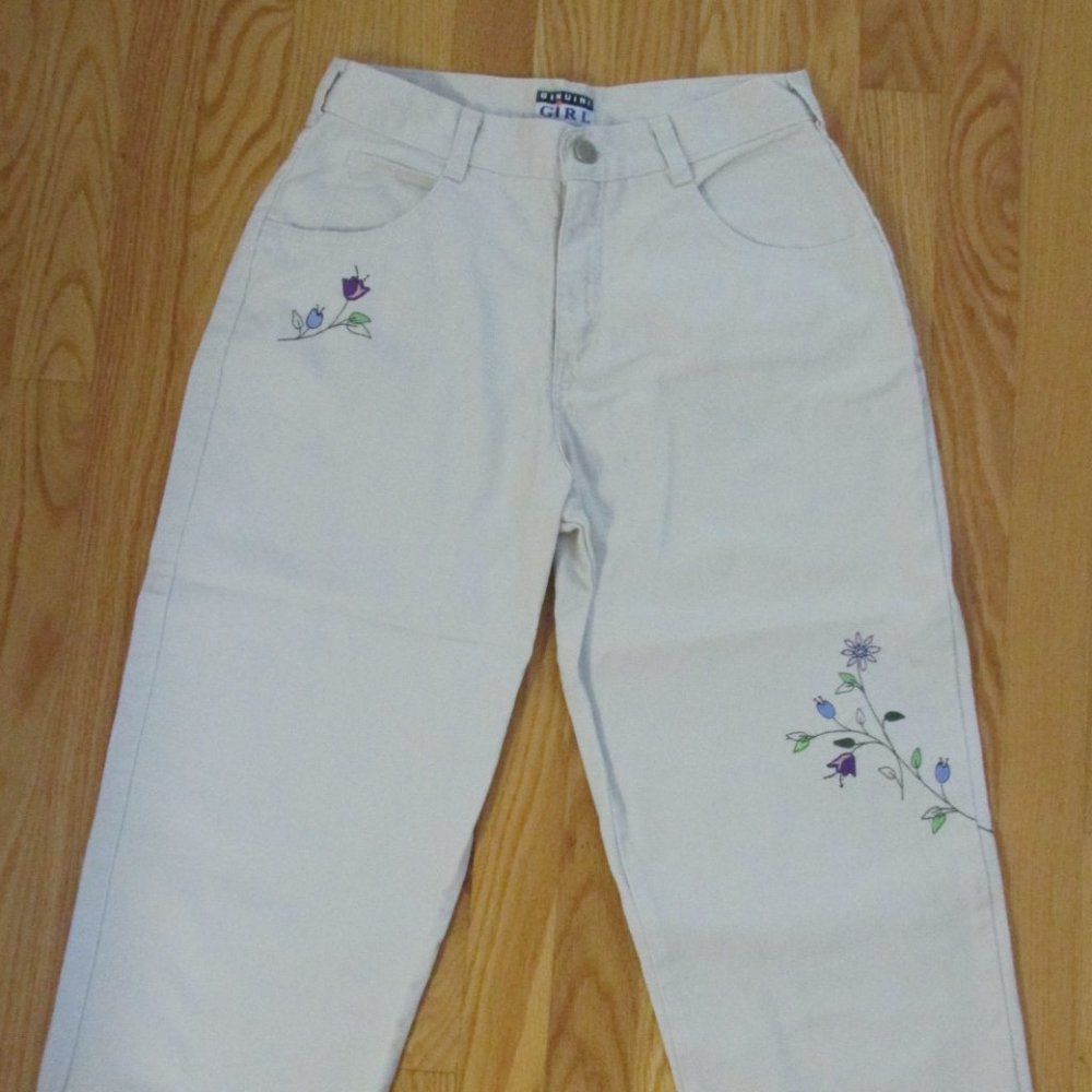 GENUINE GIRL'S SIZE 16 CAPRI JEANS BEIGE TWILL CROPPED PANTS PURPLE FLOWER EMBRO